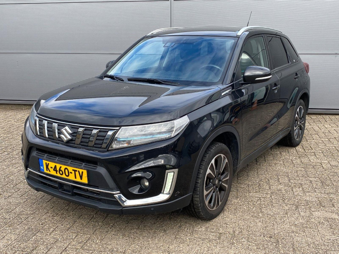 Suzuki Vitara 1.4 Boosterjet Style Smart Hybrid | 2021 | 63.245 km | Automaat | K460TV | NAP: Logisch - Terepjáró/ SUV: 1 kép. Suzuki Vitara 1.4 Boosterjet Style Smart Hybrid | 2021 | 63.245 km | Automaat | K460TV | NAP: Logisch - Terepjáró/ SUV: 1 kép.