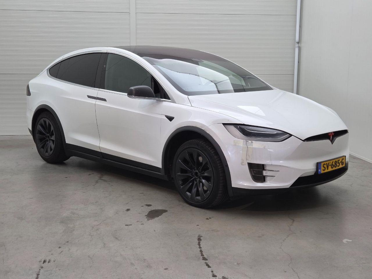 Tesla Model X 75D Base | 2018 | 155.560 km | SV685G | NAP: Logisch - Autó: 2 kép. Tesla Model X 75D Base | 2018 | 155.560 km | SV685G | NAP: Logisch - Autó: 2 kép.