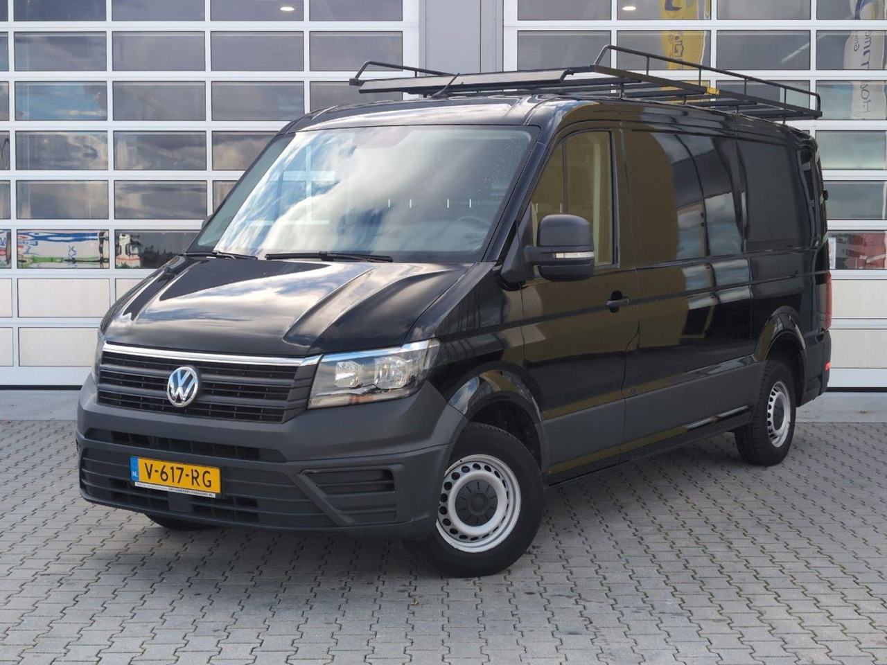 Volkswagen Crafter 30 2.0 TDI L3H2 Trendline | 2018 | 101.985 km | V617RG | NAP: Logisch - Furgon: 1 kép. Volkswagen Crafter 30 2.0 TDI L3H2 Trendline | 2018 | 101.985 km | V617RG | NAP: Logisch - Furgon: 1 kép.