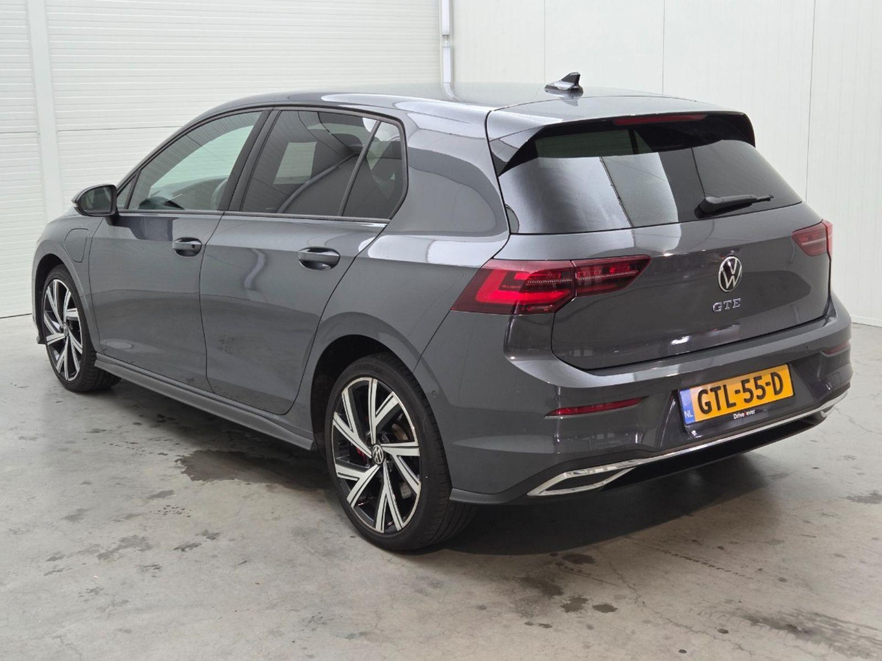 Volkswagen Golf 1.4 eHybrid GTE | 2021 | 109.248 km | Automaat | GTL55D | NAP: Geen oordeel - Hatchback: 3 kép. Volkswagen Golf 1.4 eHybrid GTE | 2021 | 109.248 km | Automaat | GTL55D | NAP: Geen oordeel - Hatchback: 3 kép.