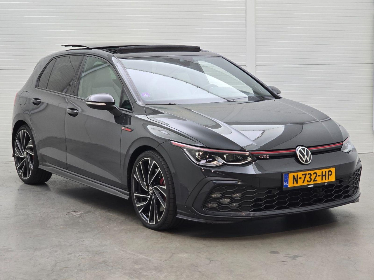 Volkswagen Golf 2.0 TSI GTI | 2021 | 107.564 km | Automaat | N732HP | NAP: Geen oordeel - Hatchback: 2 kép. Volkswagen Golf 2.0 TSI GTI | 2021 | 107.564 km | Automaat | N732HP | NAP: Geen oordeel - Hatchback: 2 kép.