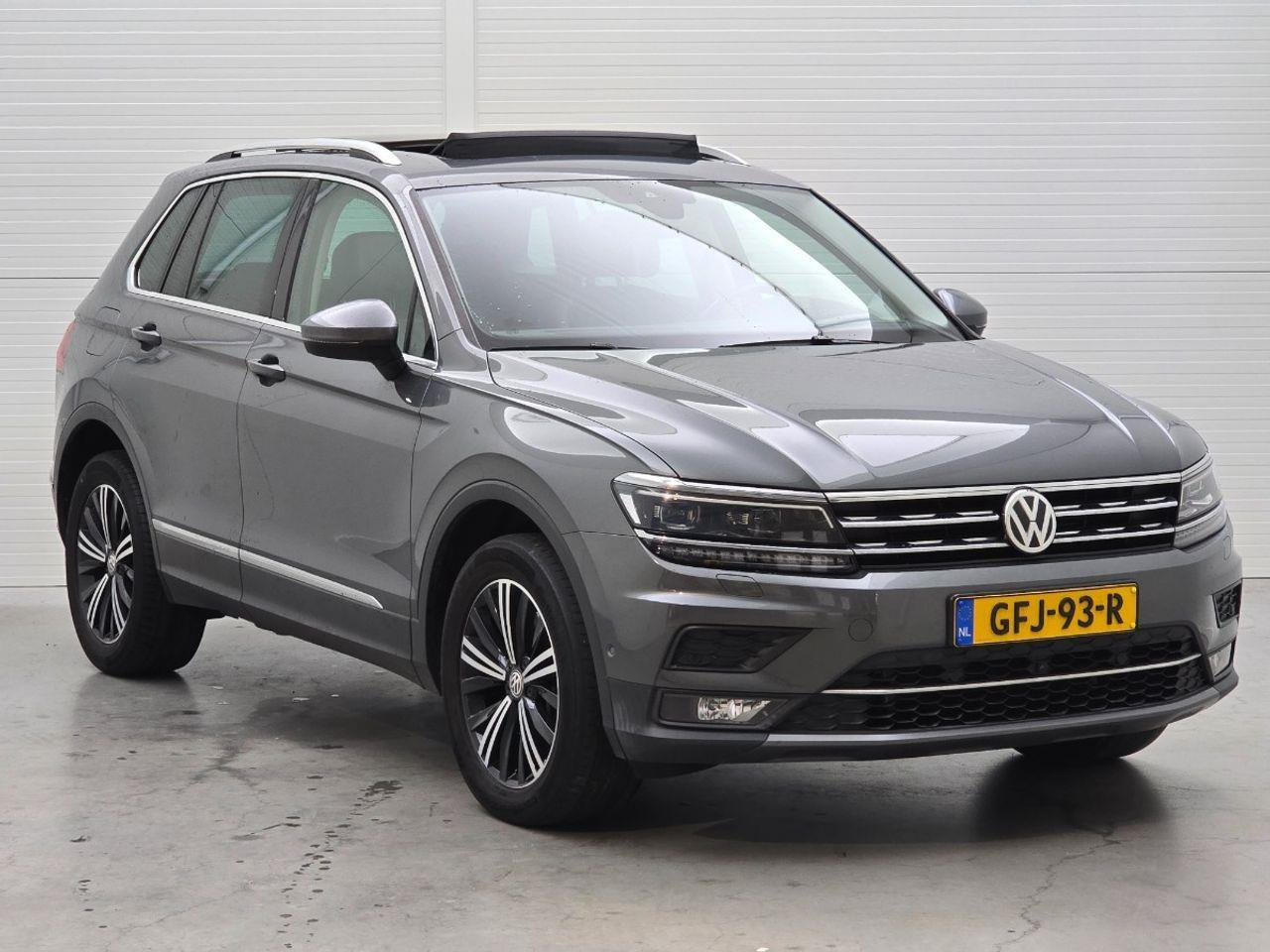 Volkswagen Tiguan 2.0 TSI 4Motion Highline | 2017 | 126.011 km | GFJ93R | NAP: Geen oordeel - Terepjáró/ SUV: 2 kép. Volkswagen Tiguan 2.0 TSI 4Motion Highline | 2017 | 126.011 km | GFJ93R | NAP: Geen oordeel - Terepjáró/ SUV: 2 kép.