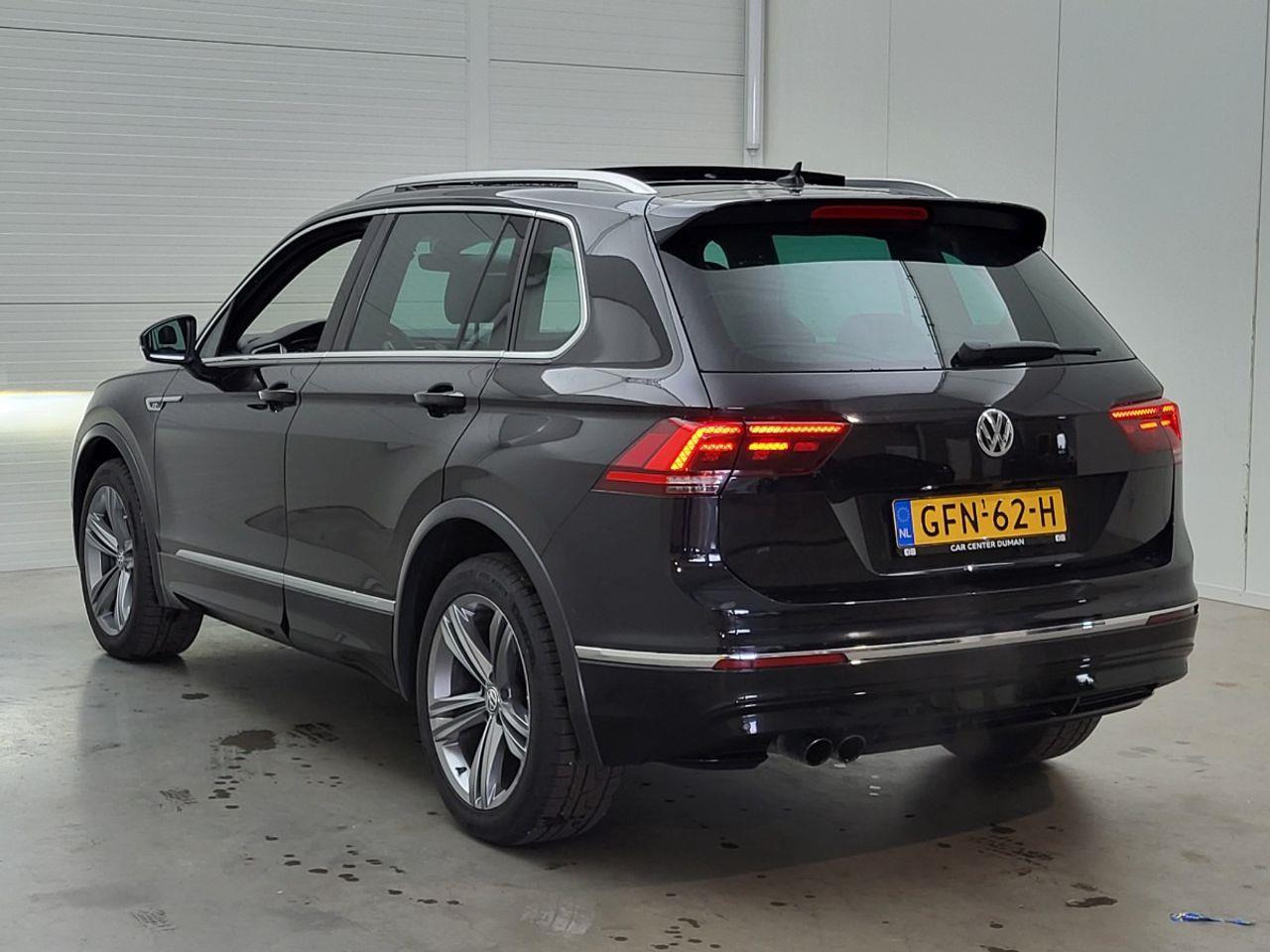 Volkswagen Tiguan 2.0 TSI 4Motion Highline | 2017 | 140.533 km | GFN62H | NAP: Geen oordeel - Terepjáró/ SUV: 3 kép. Volkswagen Tiguan 2.0 TSI 4Motion Highline | 2017 | 140.533 km | GFN62H | NAP: Geen oordeel - Terepjáró/ SUV: 3 kép.