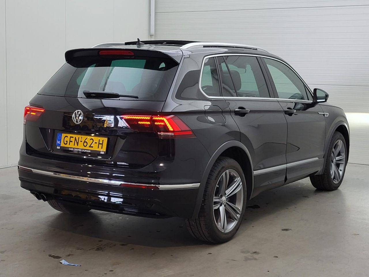 Volkswagen Tiguan 2.0 TSI 4Motion Highline | 2017 | 140.533 km | GFN62H | NAP: Geen oordeel - Terepjáró/ SUV: 4 kép. Volkswagen Tiguan 2.0 TSI 4Motion Highline | 2017 | 140.533 km | GFN62H | NAP: Geen oordeel - Terepjáró/ SUV: 4 kép.