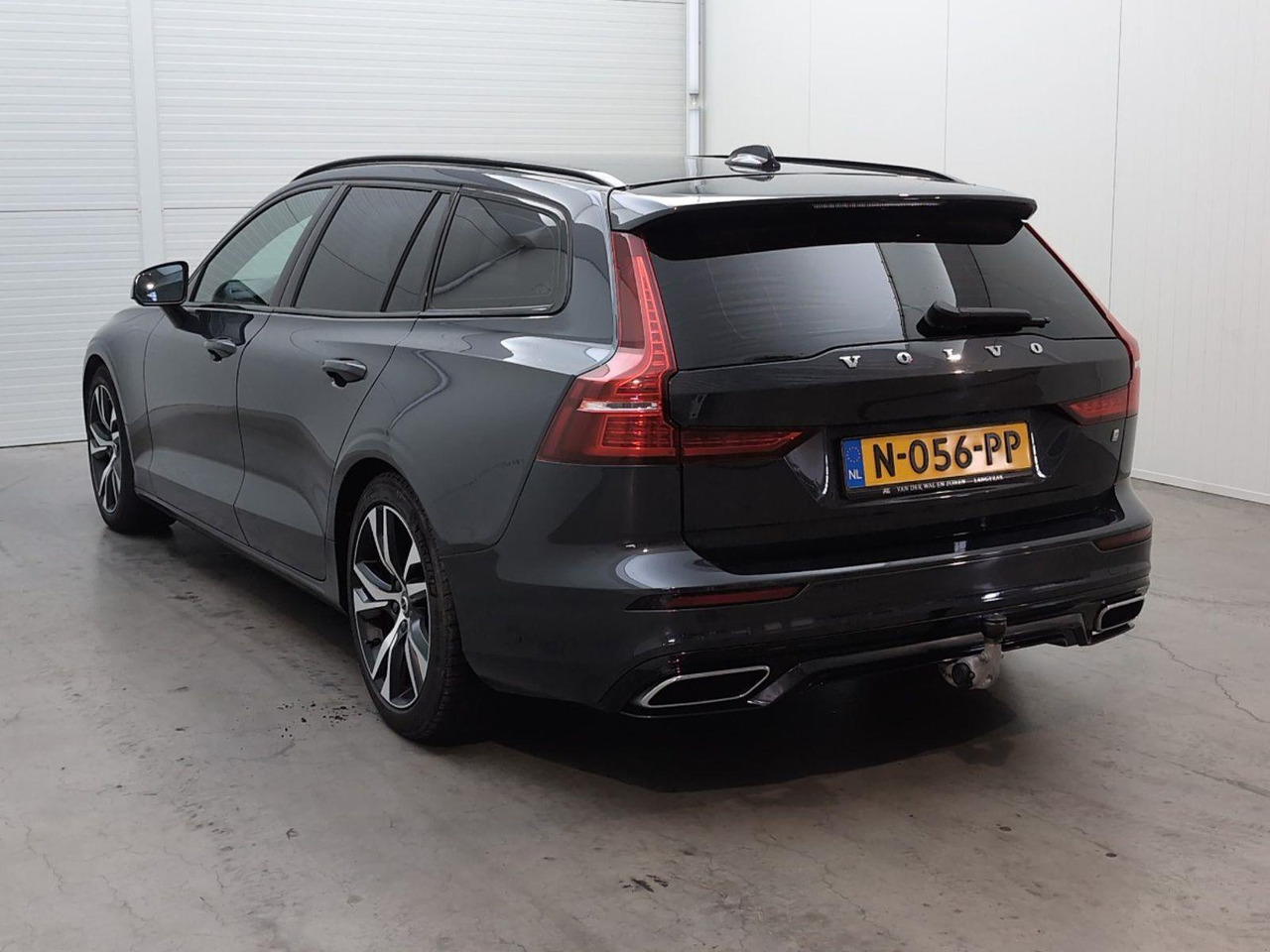 Volvo V60 2.0 D4 Inscription | 2019 | 192.437 km | Automaat | N056PP | NAP: Geen oordeel - Autó: 3 kép. Volvo V60 2.0 D4 Inscription | 2019 | 192.437 km | Automaat | N056PP | NAP: Geen oordeel - Autó: 3 kép.