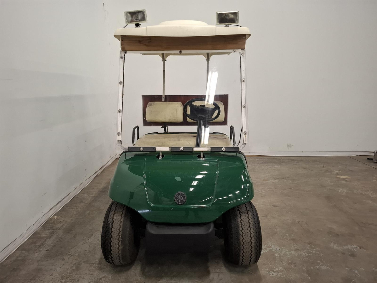 Yamaha G22A 2-zits Benzine JU0-F4236-30 - Golfkocsi: 2 kép. Yamaha G22A 2-zits Benzine JU0-F4236-30 - Golfkocsi: 2 kép.