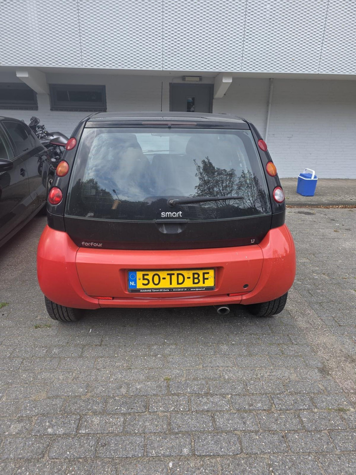 Smart | forfour | 1.1 pulse | 2006 | 234.985 km | 50TDBF | Logisch - Hatchback: 3 kép. Smart | forfour | 1.1 pulse | 2006 | 234.985 km | 50TDBF | Logisch - Hatchback: 3 kép.
