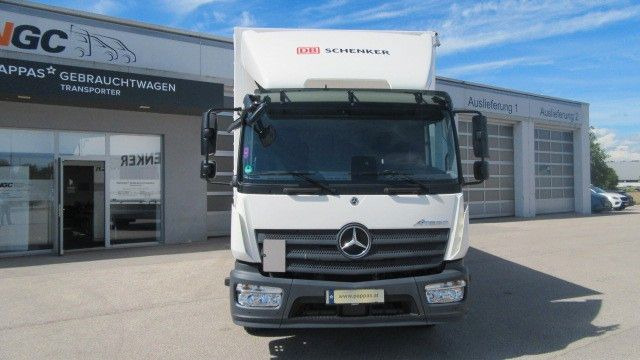 Mercedes-Benz 1527L Pr.Pl.LBW km 31.000 - Ponyvás teherautó: 2 kép. Mercedes-Benz 1527L Pr.Pl.LBW km 31.000 - Ponyvás teherautó: 2 kép.