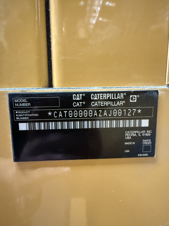 CATPILLAR 3512B - Áramfejlesztő: 2 kép. CATPILLAR 3512B - Áramfejlesztő: 2 kép.