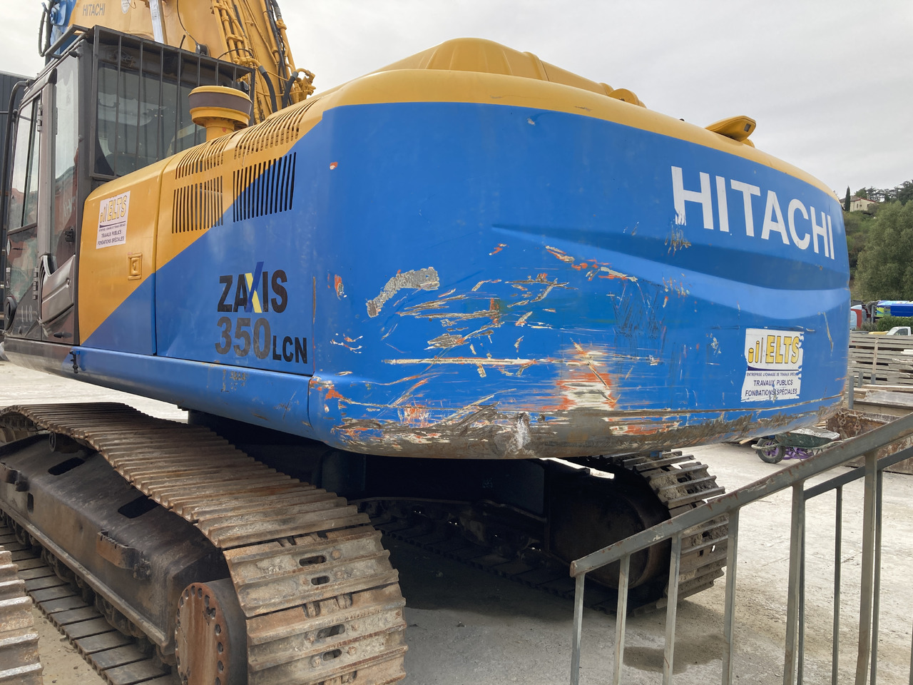 PELLE HITACHI ZX350 NCL-3 - Lánctalpas kotró: 5 kép. PELLE HITACHI ZX350 NCL-3 - Lánctalpas kotró: 5 kép.