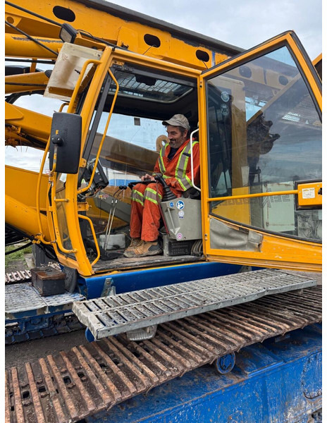 Bauer BG 24H - Fúrógép: 3 kép. Bauer BG 24H - Fúrógép: 3 kép.