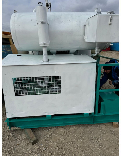 CIFA Concrete Mixer with own engine - Betonkeverő: 5 kép. CIFA Concrete Mixer with own engine - Betonkeverő: 5 kép.