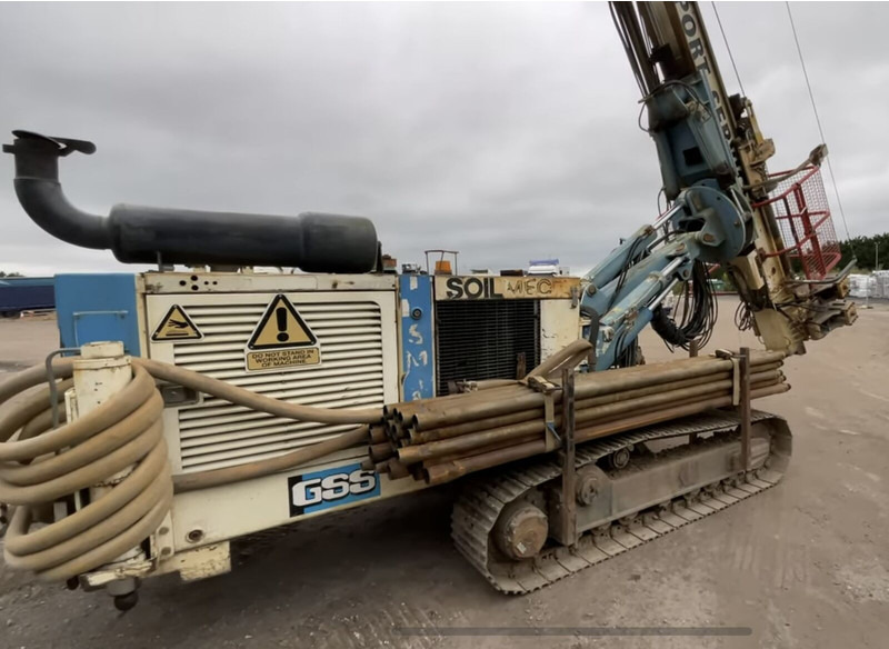 Soilmec SM400 - Fúrógép: 3 kép. Soilmec SM400 - Fúrógép: 3 kép.