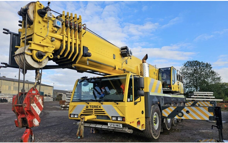 Terex AC140C - Autódaru: 1 kép. Terex AC140C - Autódaru: 1 kép.
