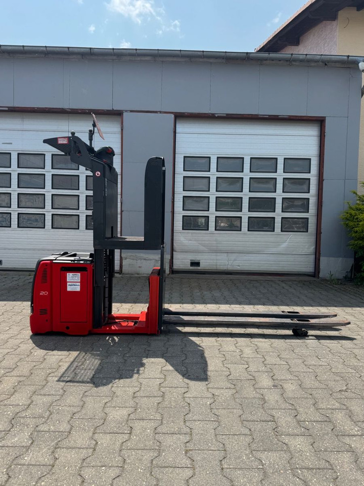 Linde N20VI Elektro-Niederhubwagen | Initialhub - Komissiózó targoncá: 1 kép. Linde N20VI Elektro-Niederhubwagen | Initialhub - Komissiózó targoncá: 1 kép.