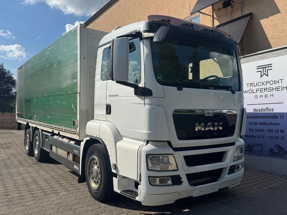 MAN TGS 26.480/Lenk-Lift/Kamera/AHK/Staplerhalterung - Dobozos felépítményű teherautó: 1 kép. MAN TGS 26.480/Lenk-Lift/Kamera/AHK/Staplerhalterung - Dobozos felépítményű teherautó: 1 kép.