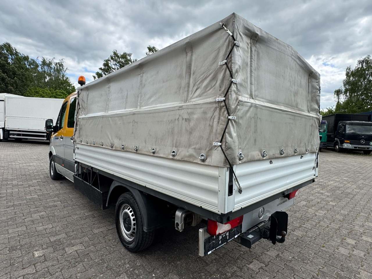 Mercedes-Benz 316 CDI/DK/Ahk/Top-Zustand/Tüv-Neu! - Ponyvás kisteherautó, Duplakabinos kisteherautó: 4 kép. Mercedes-Benz 316 CDI/DK/Ahk/Top-Zustand/Tüv-Neu! - Ponyvás kisteherautó, Duplakabinos kisteherautó: 4 kép.