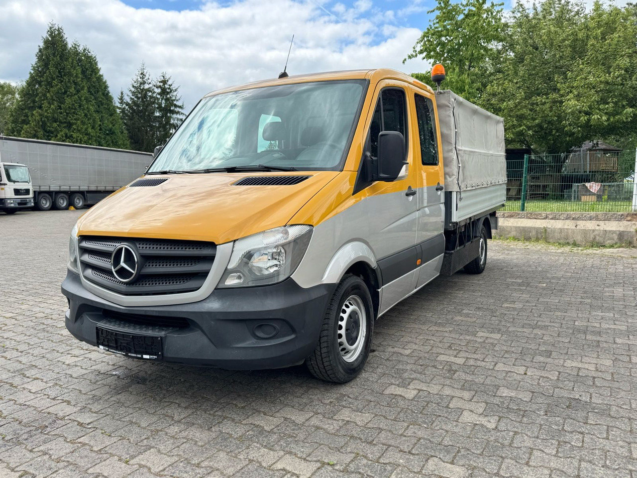 Mercedes-Benz 316 CDI/DK/Ahk/Top-Zustand/Tüv-Neu! - Ponyvás kisteherautó, Duplakabinos kisteherautó: 2 kép. Mercedes-Benz 316 CDI/DK/Ahk/Top-Zustand/Tüv-Neu! - Ponyvás kisteherautó, Duplakabinos kisteherautó: 2 kép.