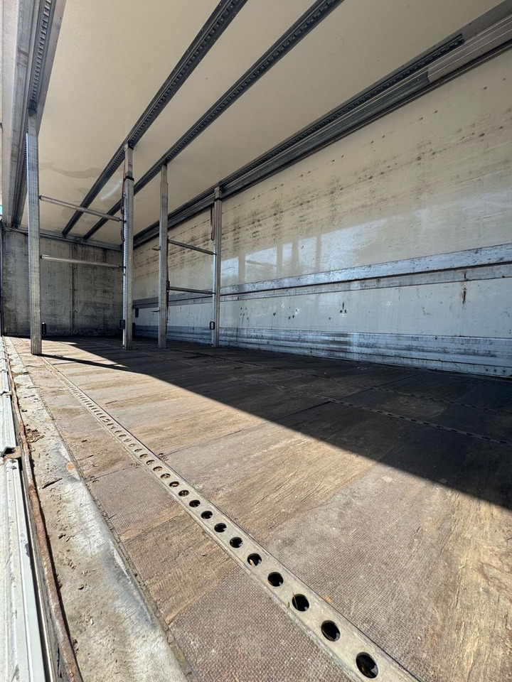 Mercedes-Benz Actros2545/Lift-Lenk/Mitnahmestp/Retder - Italszállító teherautó: 5 kép. Mercedes-Benz Actros2545/Lift-Lenk/Mitnahmestp/Retder - Italszállító teherautó: 5 kép.