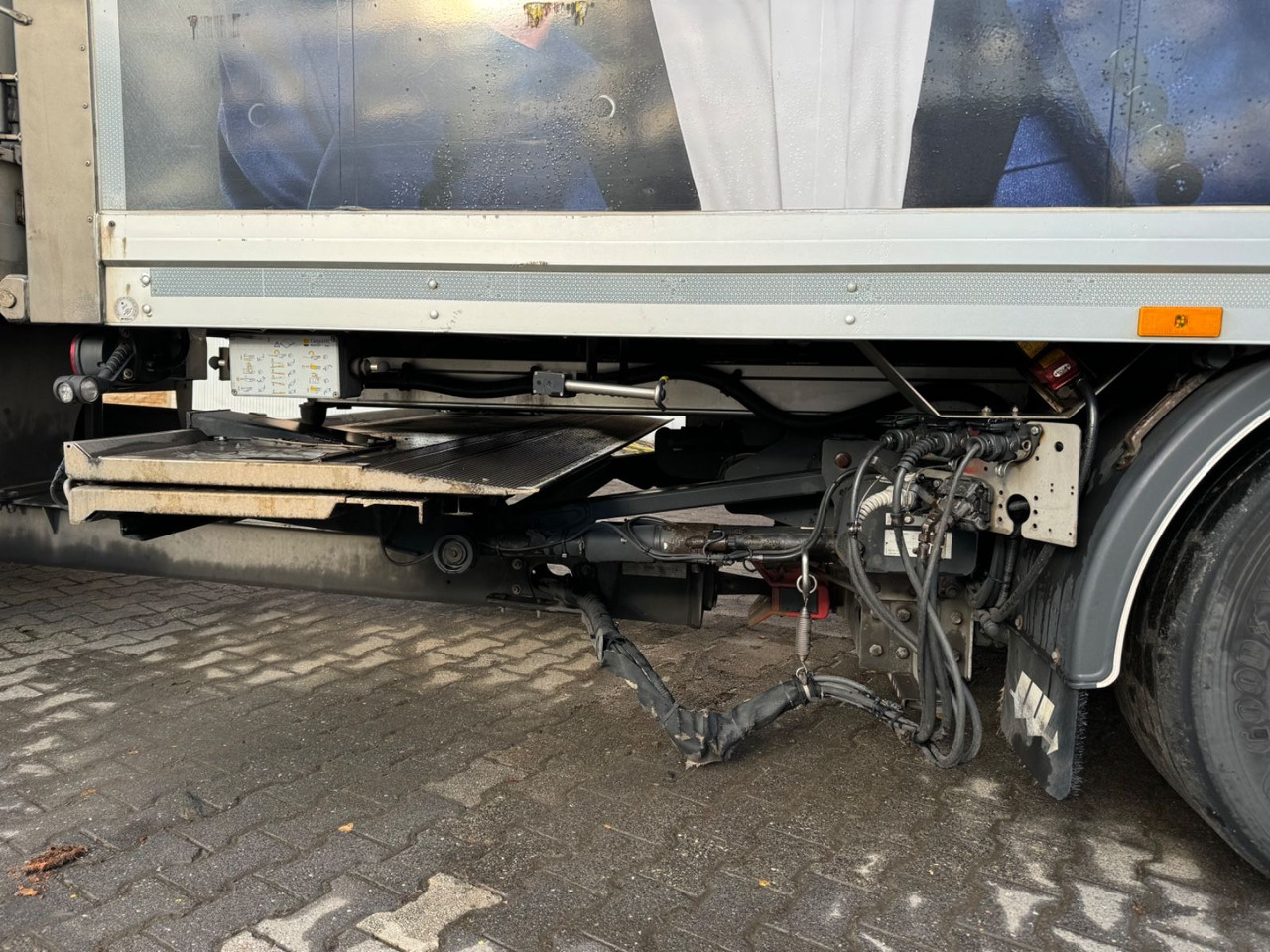 Mercedes-Benz Antos 2540/Durchladbar/2xLBW/Frigoblock/2instock - Hűtős teherautó: 5 kép. Mercedes-Benz Antos 2540/Durchladbar/2xLBW/Frigoblock/2instock - Hűtős teherautó: 5 kép.