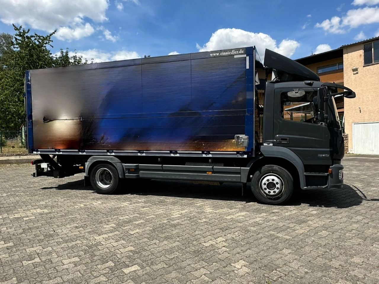 Mercedes-Benz Atego 1523/Klima/LBW/GT-Zertifiziert/2xAHK - Italszállító teherautó: 3 kép. Mercedes-Benz Atego 1523/Klima/LBW/GT-Zertifiziert/2xAHK - Italszállító teherautó: 3 kép.