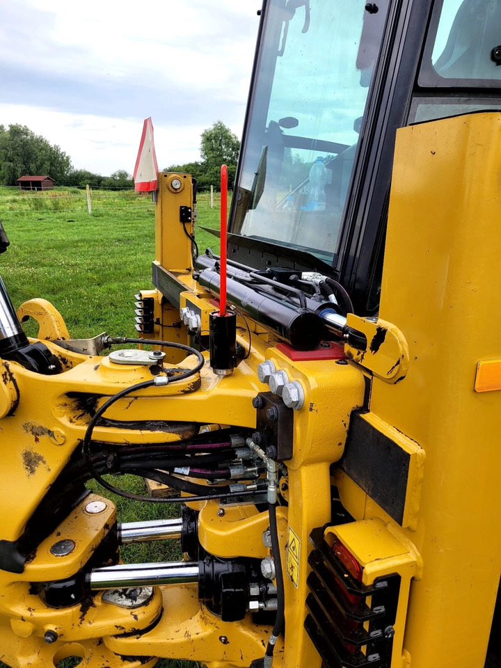 CATERPILLAR 432 - Kotrórakodó: 5 kép. CATERPILLAR 432 - Kotrórakodó: 5 kép.