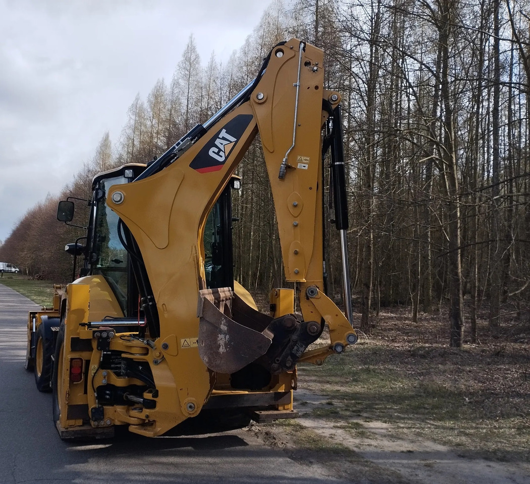 CATERPILLAR 432F II - Kotrórakodó: 3 kép. CATERPILLAR 432F II - Kotrórakodó: 3 kép.