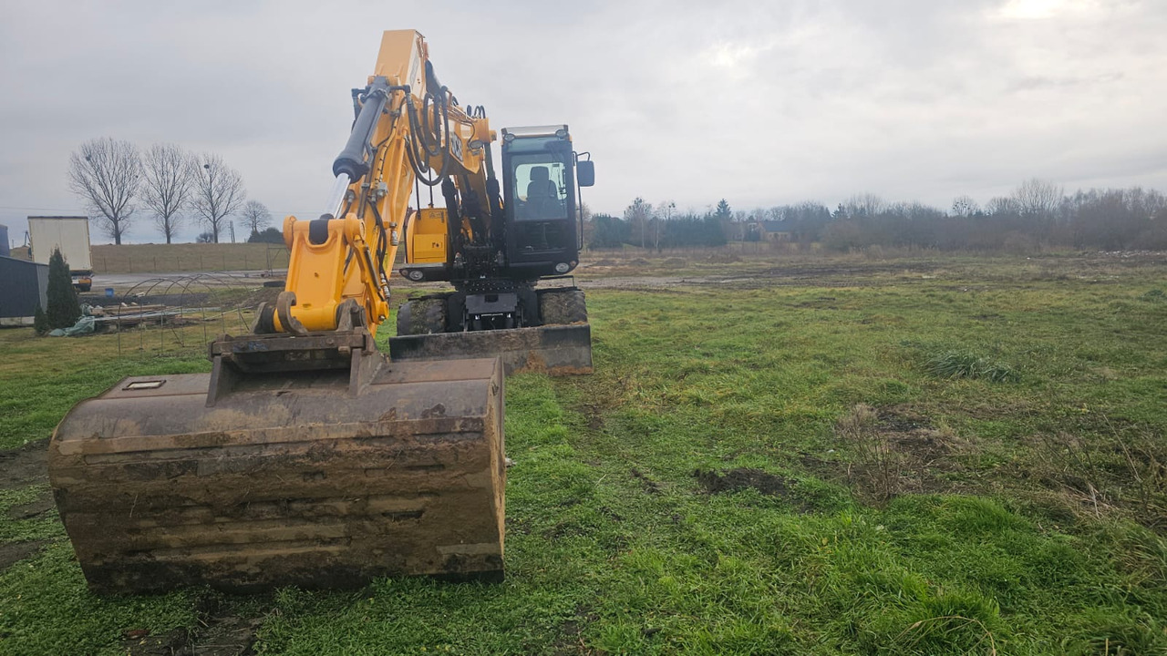 JCB JS175W - Gumikerekes kotró: 1 kép. JCB JS175W - Gumikerekes kotró: 1 kép.