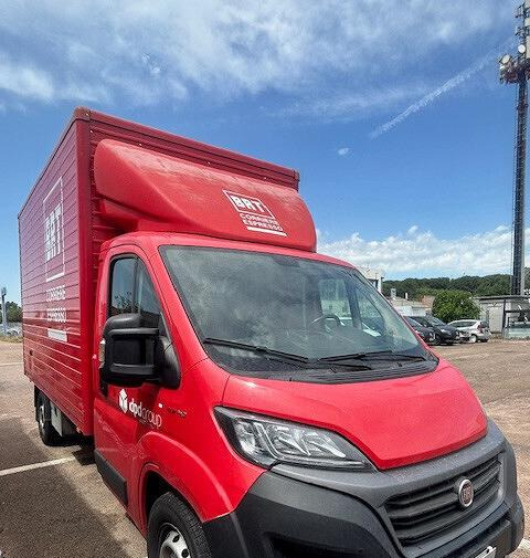 FIAT DUCATO MAXI TELAIO CON BOX IN LEGA 3800*2200* - Dobozos kisteherautó: 2 kép. FIAT DUCATO MAXI TELAIO CON BOX IN LEGA 3800*2200* - Dobozos kisteherautó: 2 kép.