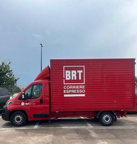 FIAT DUCATO MAXI TELAIO CON BOX IN LEGA 3800*2200* - Dobozos kisteherautó: 1 kép. FIAT DUCATO MAXI TELAIO CON BOX IN LEGA 3800*2200* - Dobozos kisteherautó: 1 kép.
