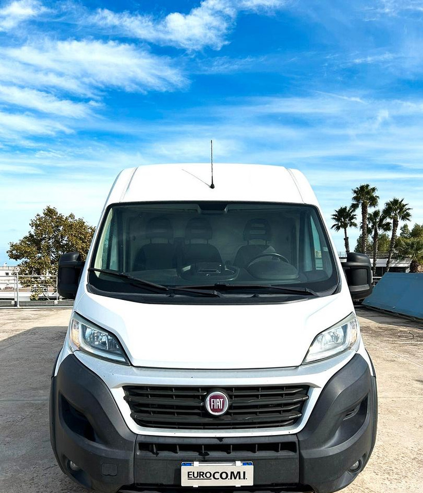 Fiat Ducato LH2 2.3 MJT 150 cv - Furgon: 2 kép. Fiat Ducato LH2 2.3 MJT 150 cv - Furgon: 2 kép.