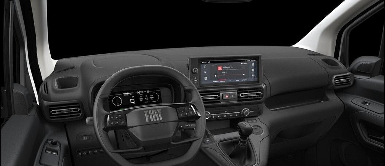 NUOVO Fiat Doblò 1.5 Diesel 100 cv 3 posti - Kis furgon: 4 kép. NUOVO Fiat Doblò 1.5 Diesel 100 cv 3 posti - Kis furgon: 4 kép.