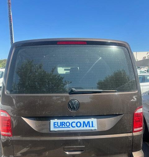 VW TRANSPORTER FURGONE AUTOMATICO CON GANCIO TRAIN - Furgon: 3 kép. VW TRANSPORTER FURGONE AUTOMATICO CON GANCIO TRAIN - Furgon: 3 kép.