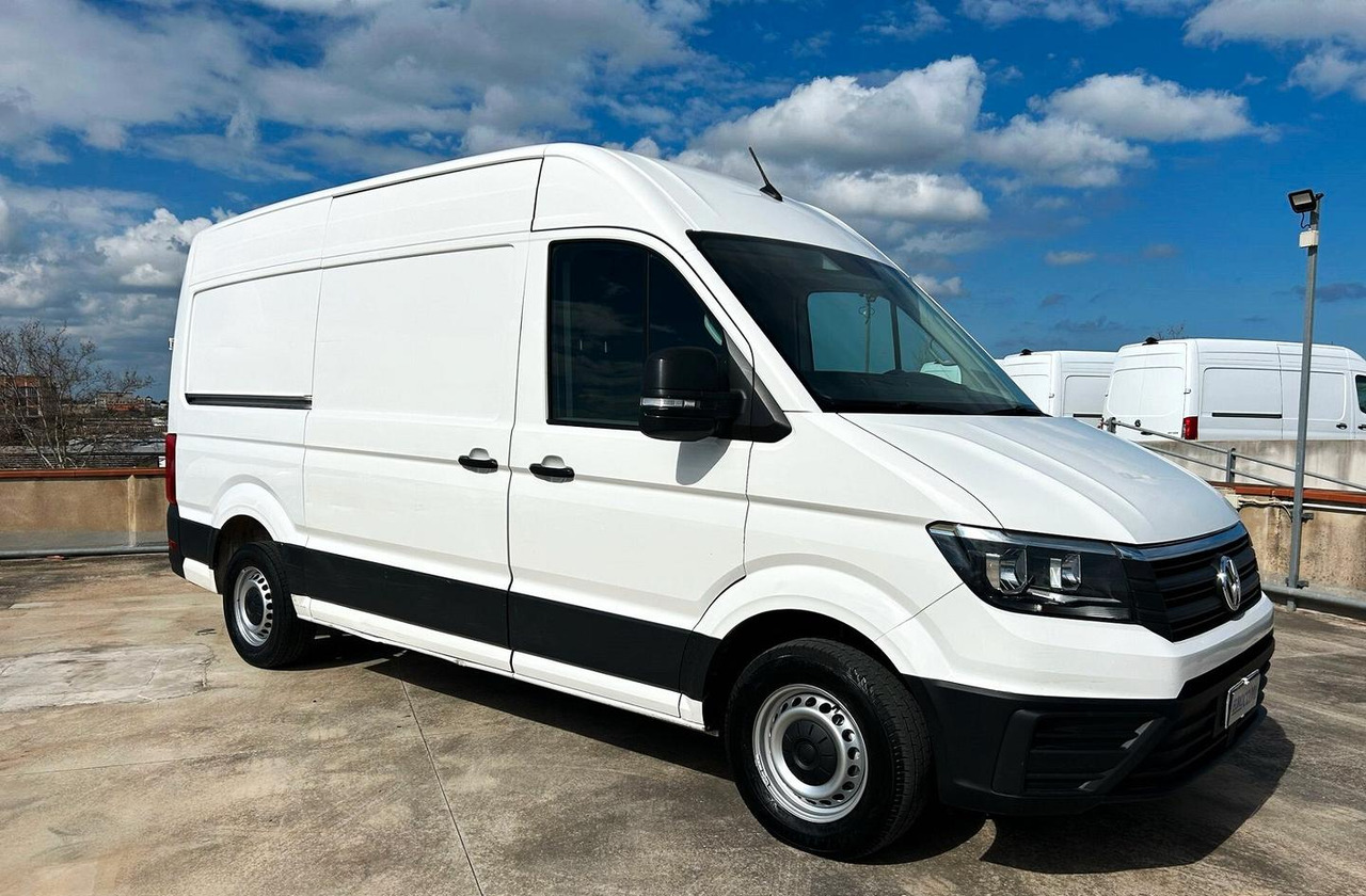 Volkswagen Crafter 2.0 Tdi 140 cv - Furgon: 3 kép. Volkswagen Crafter 2.0 Tdi 140 cv - Furgon: 3 kép.