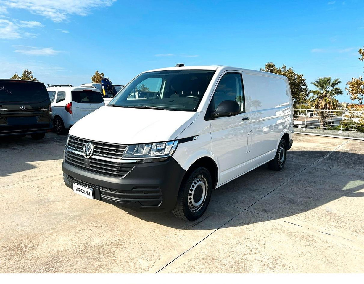 Volkswagen Transporter 2.0 TDi 150 cv - Furgon: 1 kép. Volkswagen Transporter 2.0 TDi 150 cv - Furgon: 1 kép.