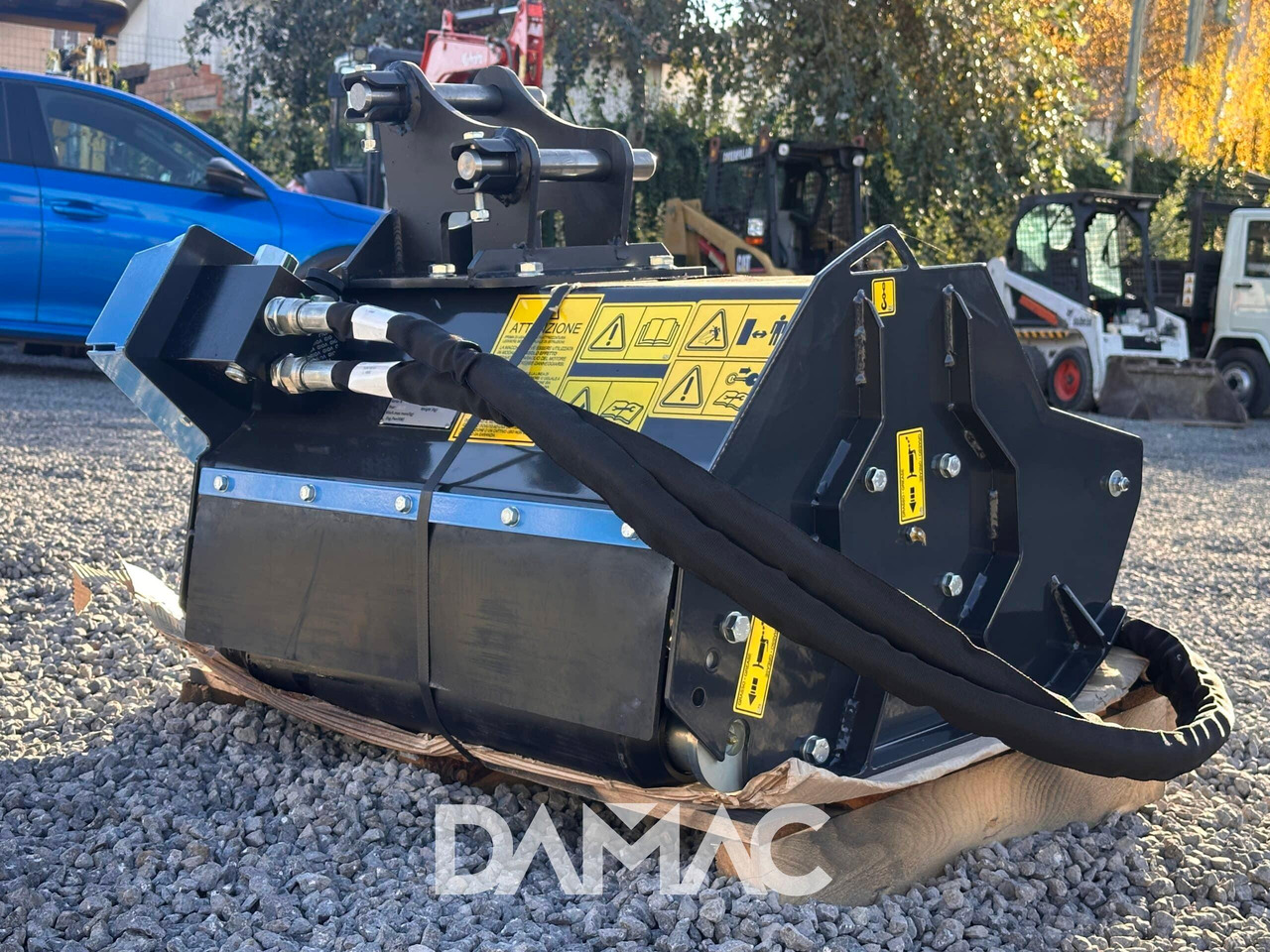 C4 A60 - Erdészeti mulcsozó: 3 kép. C4 A60 - Erdészeti mulcsozó: 3 kép.