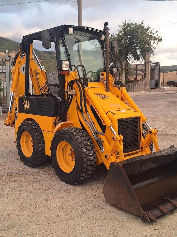 JCB 1CX-HF - Kotrórakodó: 5 kép. JCB 1CX-HF - Kotrórakodó: 5 kép.
