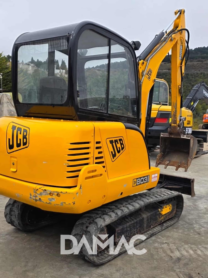 JCB 803SUPER - Minikotró: 5 kép. JCB 803SUPER - Minikotró: 5 kép.
