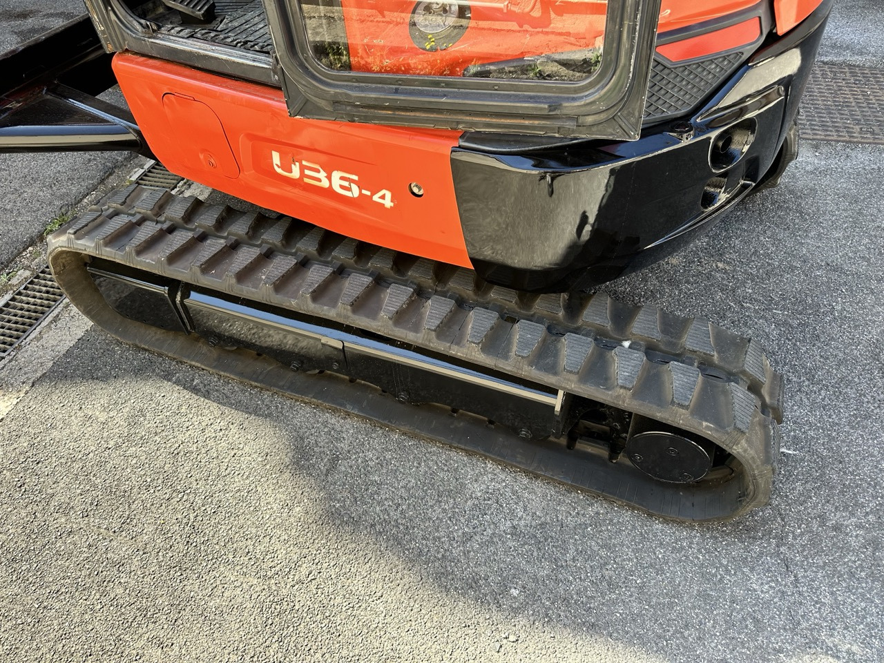 KUBOTA U36-4 - Minikotró: 3 kép. KUBOTA U36-4 - Minikotró: 3 kép.