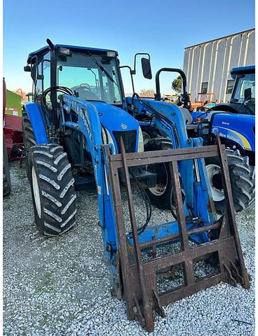 New Holland TL90A - Traktor: 5 kép. New Holland TL90A - Traktor: 5 kép.