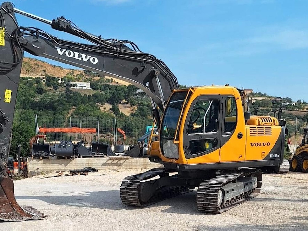 VOLVO EC140BLC - Lánctalpas kotró: 1 kép. VOLVO EC140BLC - Lánctalpas kotró: 1 kép.