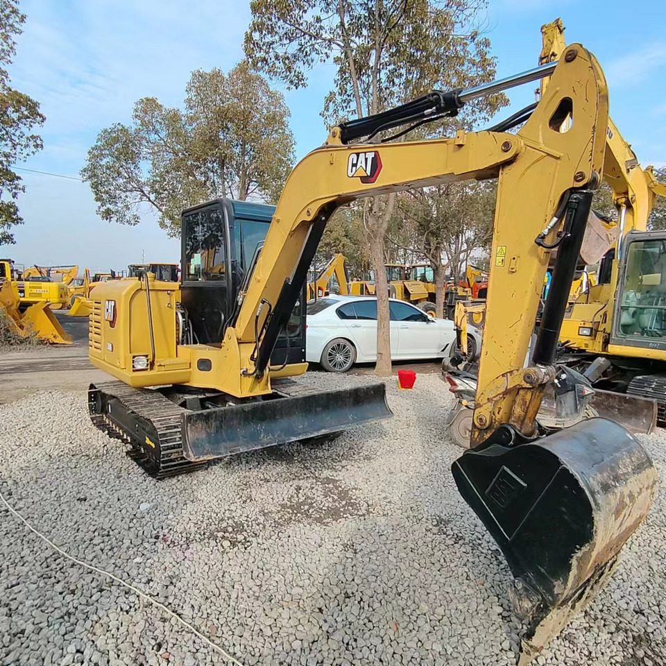 CATERPILLAR 306 - Lánctalpas kotró: 1 kép. CATERPILLAR 306 - Lánctalpas kotró: 1 kép.