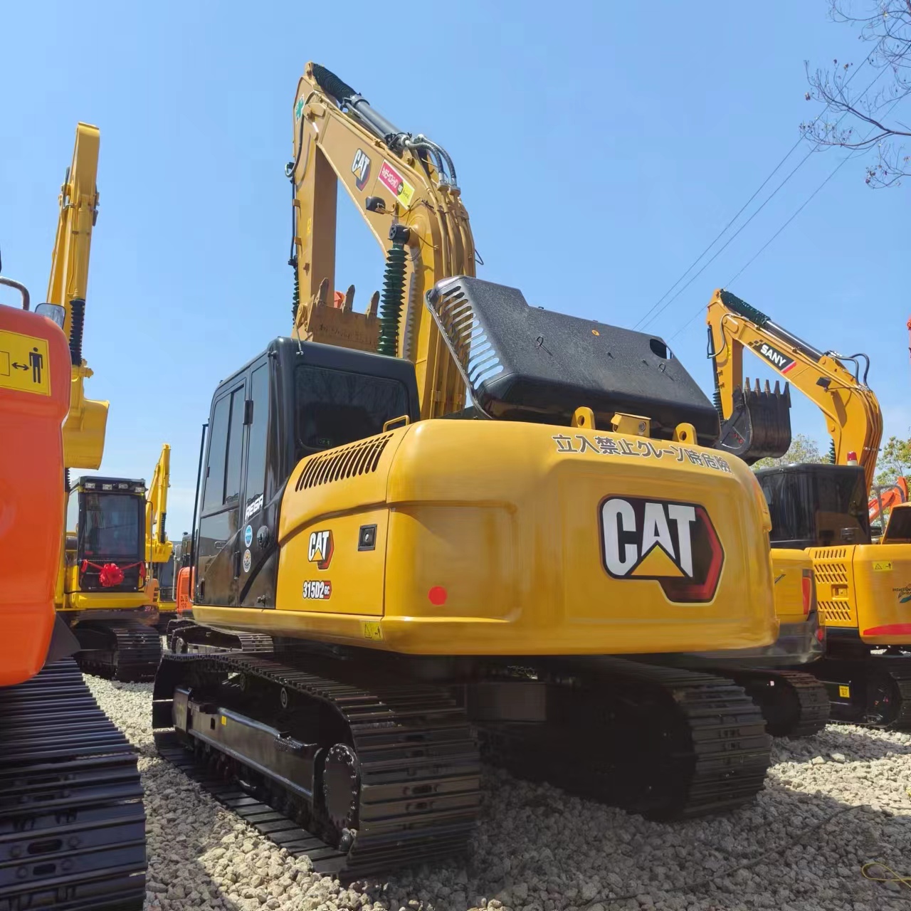 CATERPILLAR 315 - Lánctalpas kotró: 5 kép. CATERPILLAR 315 - Lánctalpas kotró: 5 kép.