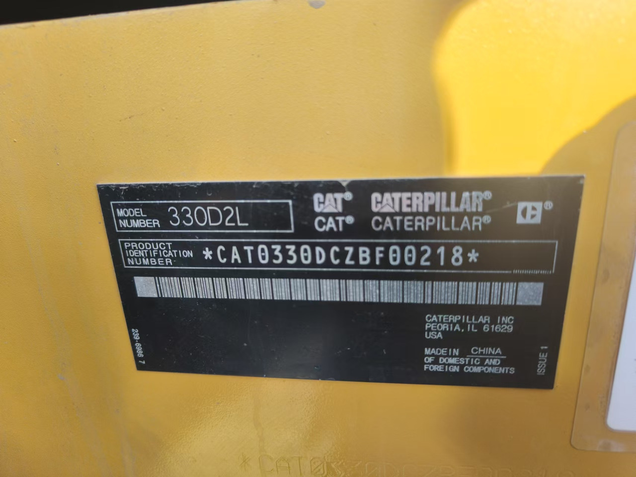 CATERPILLAR 330D - Lánctalpas kotró: 5 kép. CATERPILLAR 330D - Lánctalpas kotró: 5 kép.