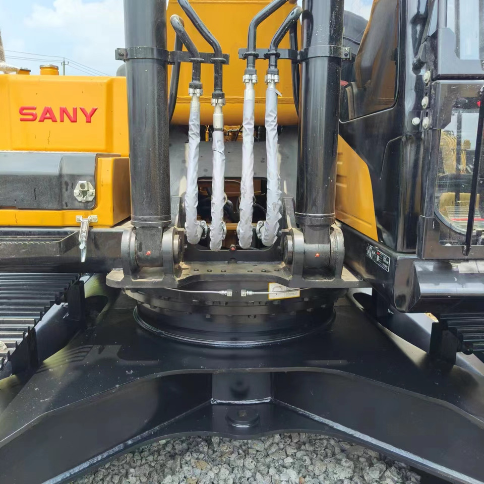 Lánctalpas kotró SANY SY365H: 8 kép.