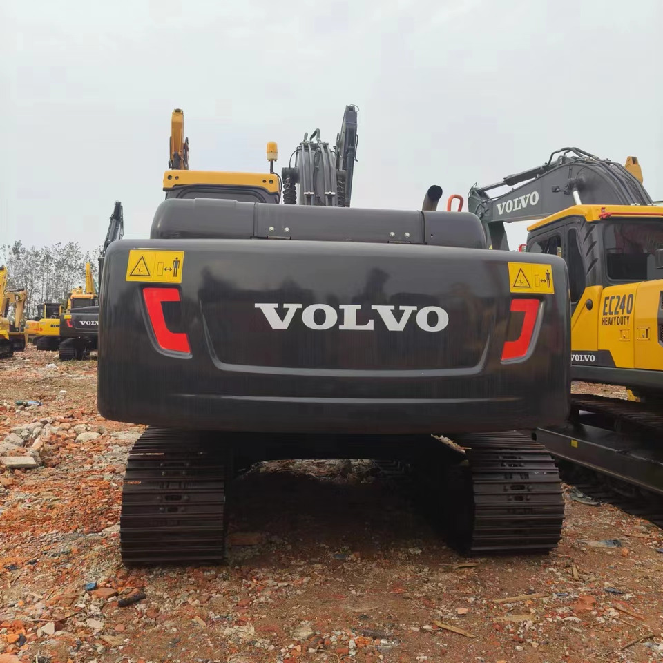 Lánctalpas kotró Volvo EC210: 7 kép.