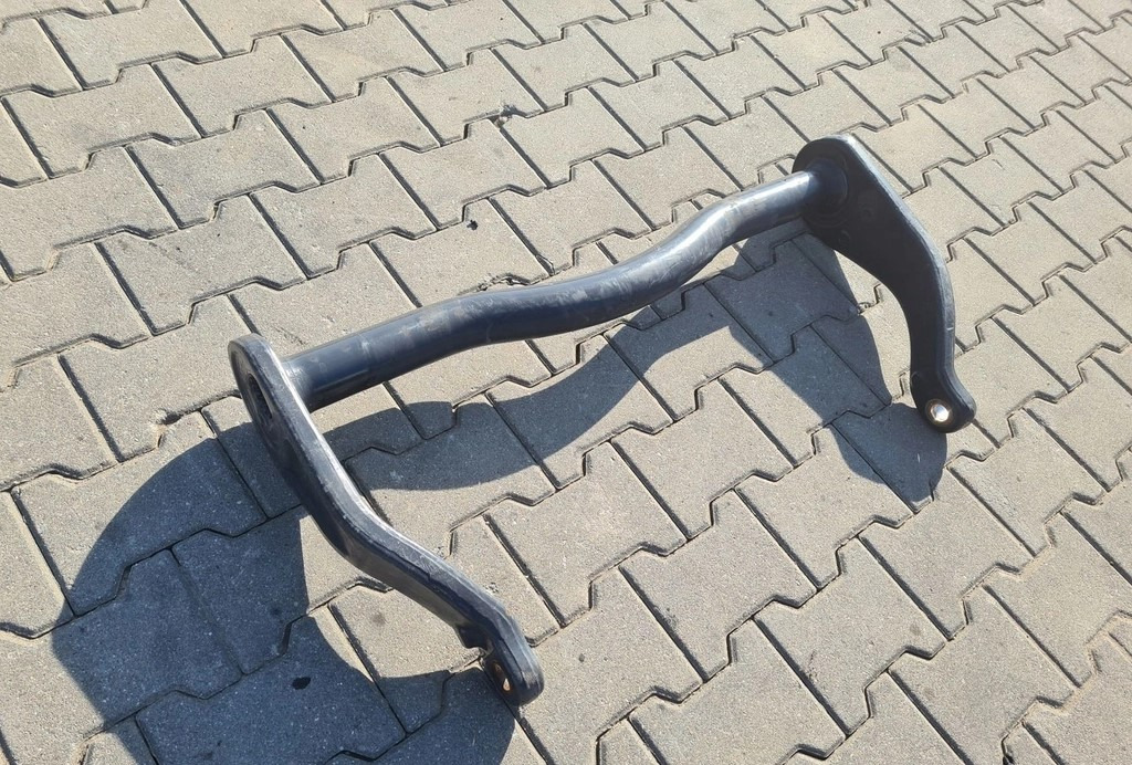 DRĄŻEK STABILIZATOR TYŁ VOLVO FH 4 FM 4 FMX FH 5 FM 5 65 MM 22055746 - Stabilizátor rúd: 2 kép. DRĄŻEK STABILIZATOR TYŁ VOLVO FH 4 FM 4 FMX FH 5 FM 5 65 MM 22055746 - Stabilizátor rúd: 2 kép.