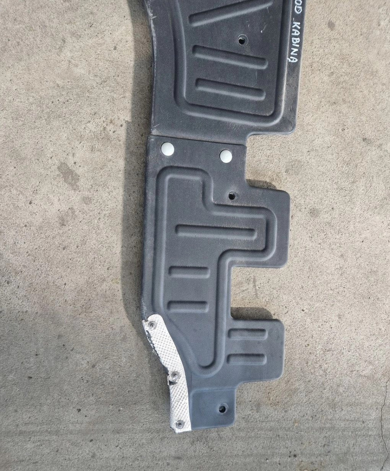 EKOLOGIA WYCISZENIE WYGŁUSZENIE OSŁONA SILNIKA LEWA FORD F-MAX CARGO EURO 6 - Motor és alkatrészek: 4 kép. EKOLOGIA WYCISZENIE WYGŁUSZENIE OSŁONA SILNIKA LEWA FORD F-MAX CARGO EURO 6 - Motor és alkatrészek: 4 kép.
