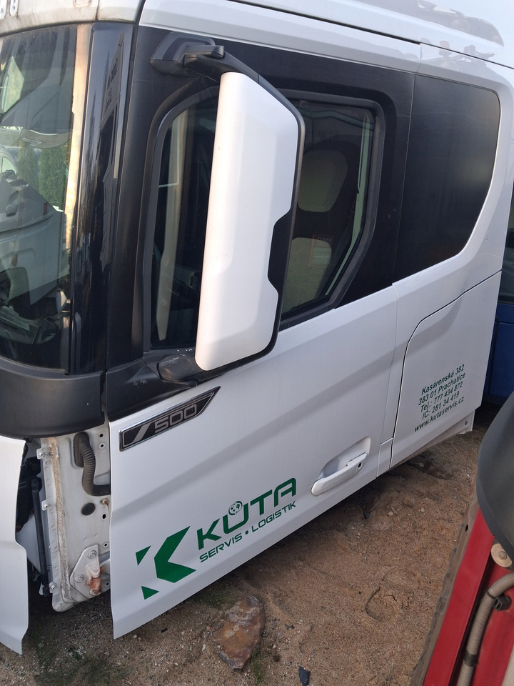 FORD KOMPLETNE LEWE FORD F-MAX 500 TRUCKS EURO 6 - Ajtó és alkatrészek: 1 kép. FORD KOMPLETNE LEWE FORD F-MAX 500 TRUCKS EURO 6 - Ajtó és alkatrészek: 1 kép.