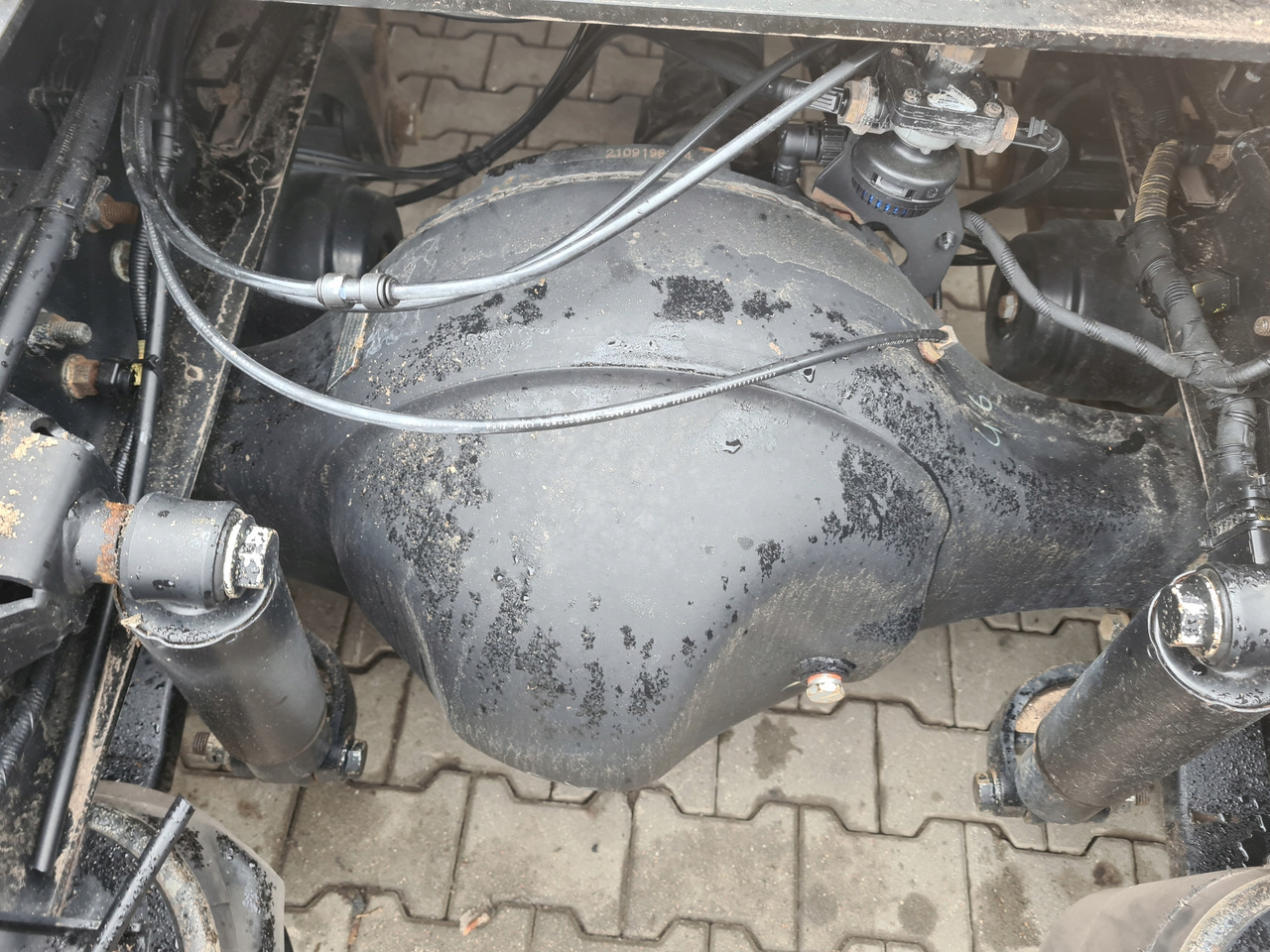 FORD OBUDOWA MOSTU POCHWA FSS-13-470 STANDARD FORD F-MAX 500 TRUCKS - Kormánymű - Teherautó: 3 kép. FORD OBUDOWA MOSTU POCHWA FSS-13-470 STANDARD FORD F-MAX 500 TRUCKS - Kormánymű - Teherautó: 3 kép.